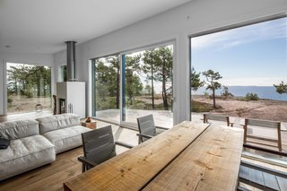 Isokari comes with an optional sauna building, but if you don’t need a sauna, this structure can be transformed into two bedrooms with toilets. The Isokari ranges from between 818 to 1,227 square feet.