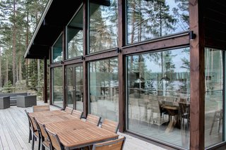 This model, which has a wide, raised interior platform, and a sauna that’s easily accessible via a covered terrace, come in sizes between 904 and 1,356 square feet.