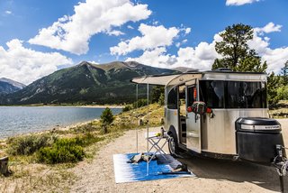 Airstream's Basecamp Is a Lightweight Trailer Stuffed With Smart Travel Solutions - Photo 12 of 14 -