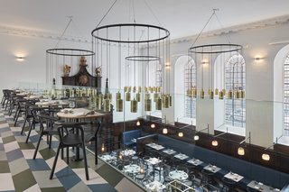 A Historic Church in London Hosts a New Cantonese Restaurant and Art Gallery - Photo 5 of 15 -