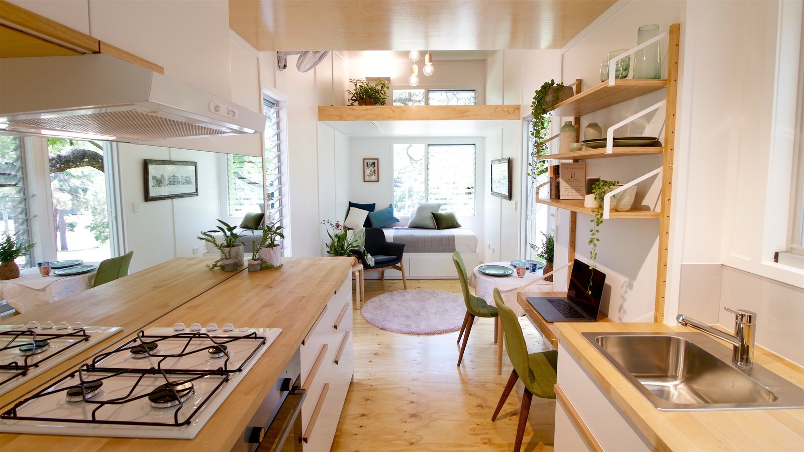 This Midcentury-Inspired Tiny House Radiates Clever Design 