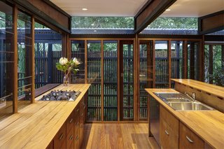 Within each pavilion are spaces for sleeping, bathing, working, eating, socializing, reading, and contemplation. 