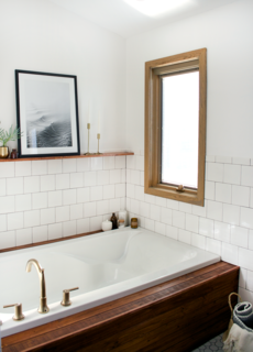 For a while, Bertolini could not decide between a free-standing or a built-in bathtub, but was sold on the built-in when she came across inspiration photos of wood-paneled tubs. 