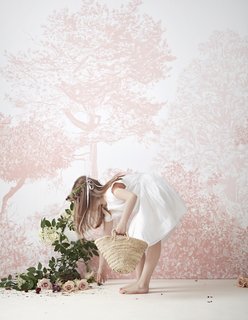 A look at Zeng's stunning Hua Trees Mural in a blush tone.