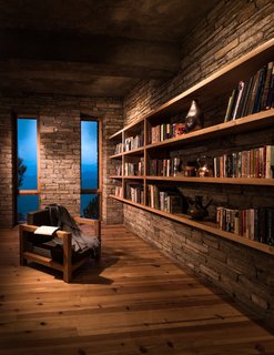 A peaceful library offers a moment of contemplation in an inspiring environment. All the buildings of the Kumaon are equipped for rainwater harvesting with a drainage system that brings collected water from the roofs to a large holding tank at the bottom of the site. 