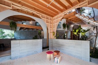 The placement of the angled walls results in an interesting juxtaposition of interior spaces in the approximately 878-square-foot home, including triangular and parallelogram-shaped rooms. 