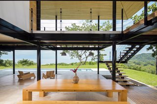 The terraces offer its owners many different outdoors spaces where they can enjoy varied perspectives of nature around them.
