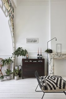 An Antwerp Apartment Captures the Spirit of the Belle Époque - Photo 5 of 11 -