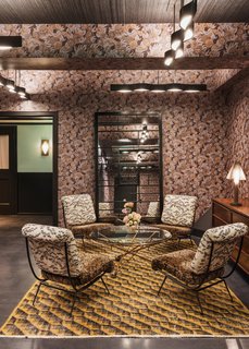 Wearstler states that her goal with the San Francisco Proper was to create an updated version of a European salon—a hotel with "a very residential setting that evokes the super comfortable, artful living spaces of the past." 