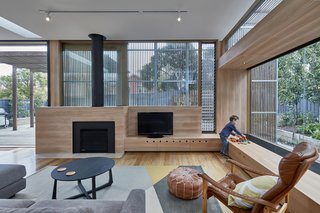 WARC Studio founder Andrew Wilson came up with a design solution that would open up the interiors to the garden and pool, but still protect the home from the harsh afternoon sun from the west.
