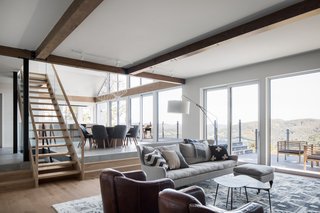 By redesigning the entire layout, Hope was able to create a more open concept, featuring a bright and airy atmosphere.