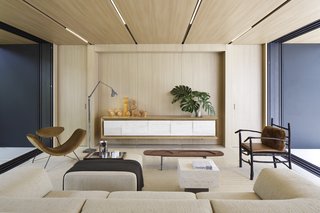 SysHaus completed their first project—a 2,217-square-foot, single-story home in São Paulo—in collaboration with local architecture studio Arthur Casas Design, who was responsible for the furniture selection, utility systems, finishes, and interior accessories.