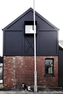 "We liked the idea of capturing the informality of a holiday place—nothing precious, all simple and practical," explain the architects.