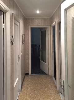 The original corridor traversed the entire apartment.