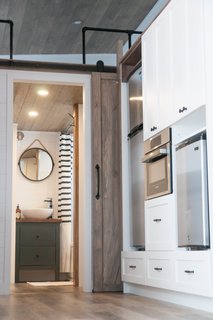 A full electrical system is also available for this model. 