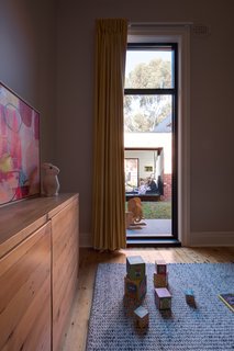 The aluminum window frames are by Windows by Design.