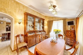 Make Your Modest Home More Valuable with Antique Furniture - Photo 1 of 2 - Antique Furniture