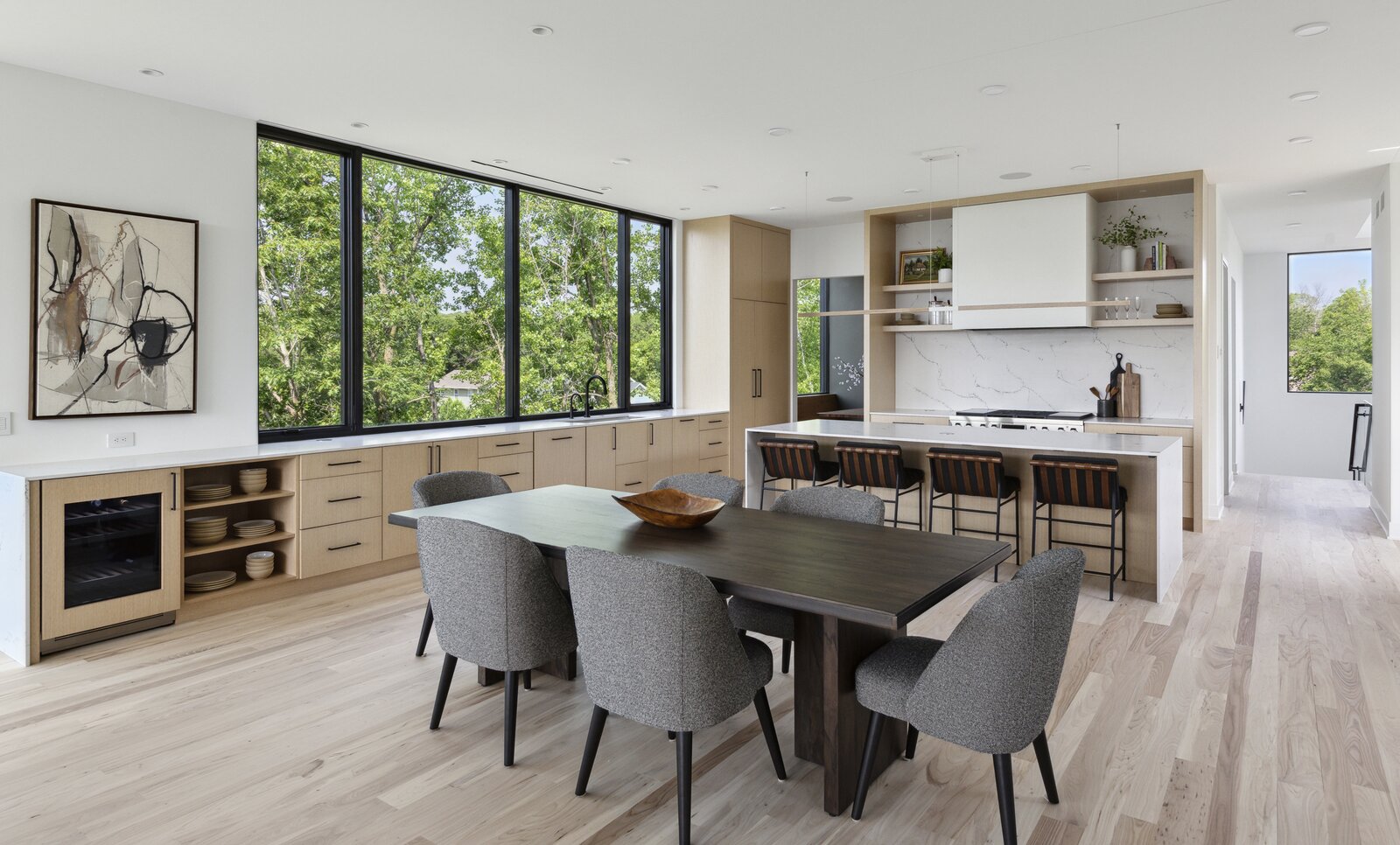 Photo 7 of 21 in Mississippi River Valley Residence by Sustainable 9 ...