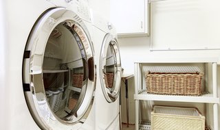 Your Venice Set should get cleaned every 7-10 days, more often if you’re prone to night sweats or skip a shower post workout; Source: Shutterstock