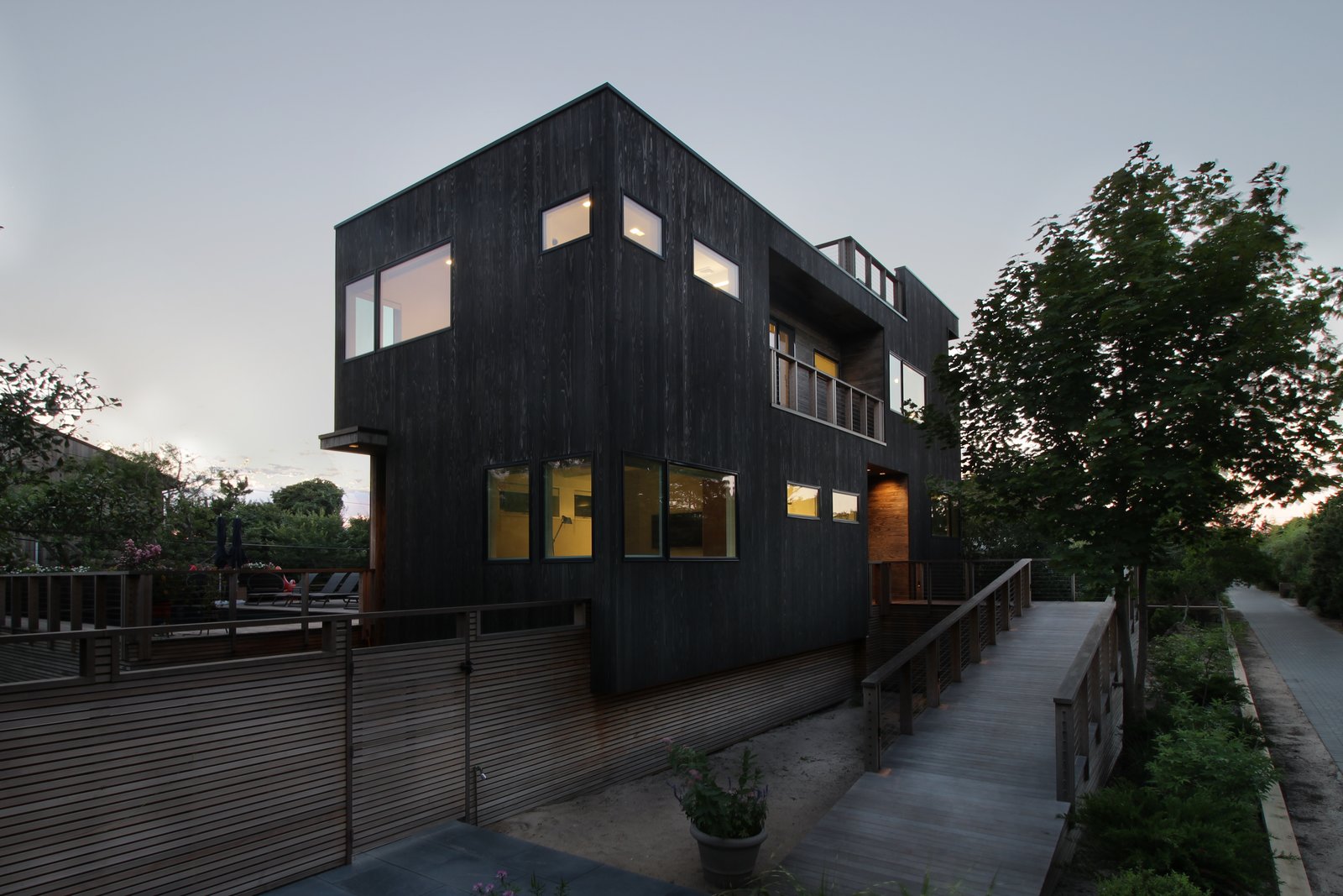 Photo 1 of 10 in House on Fire Island by Paul Coughlin Annie Scheel