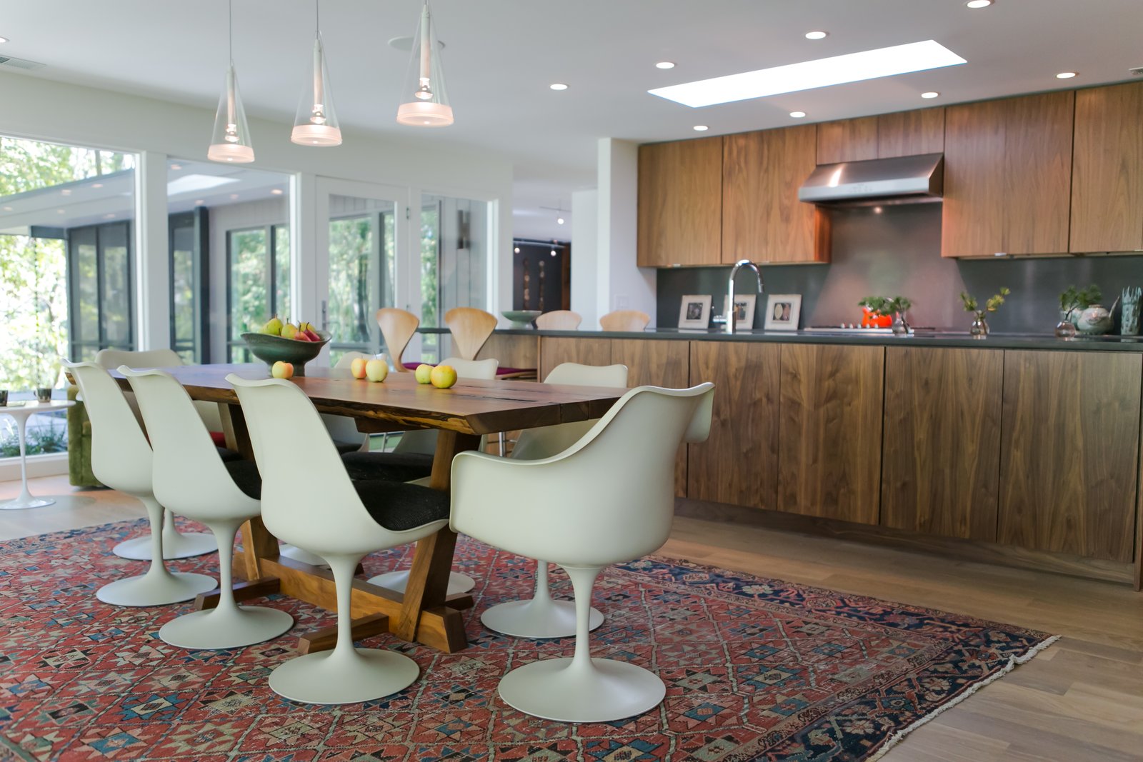 Blakely Mid-Century Modern Modern Home by HAUS | Architecture For… on Dwell