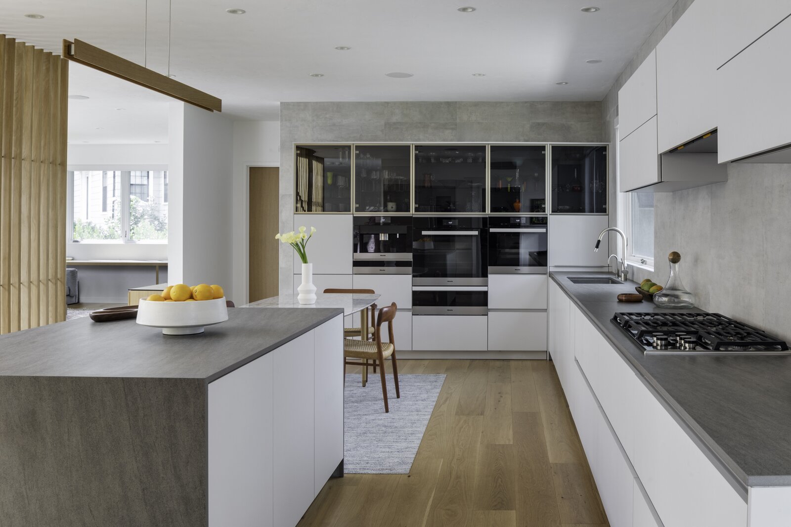 Photo 13 of 20 in Courtyard Contemporary by LDa Architecture ...