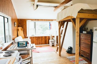 Surf Shacks 002 - Mikey DeTemple - Photo 1 of 8 -