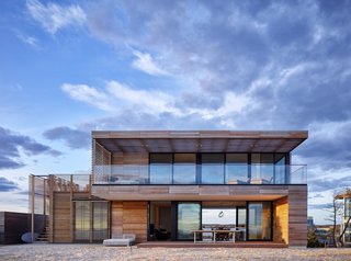 Top 5 Homes of the Week That Encourage Relaxation - Photo 2 of 5 -