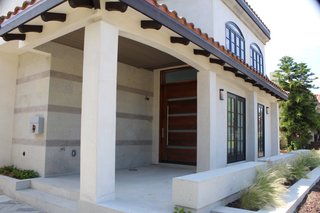 A Modern Design of a Residence in San Marino - Photo 2 of 3 -