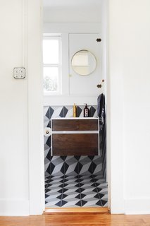 A Small 1920s Guesthouse Bathroom Gets A Modern Makeover - Photo 5 of 9 -