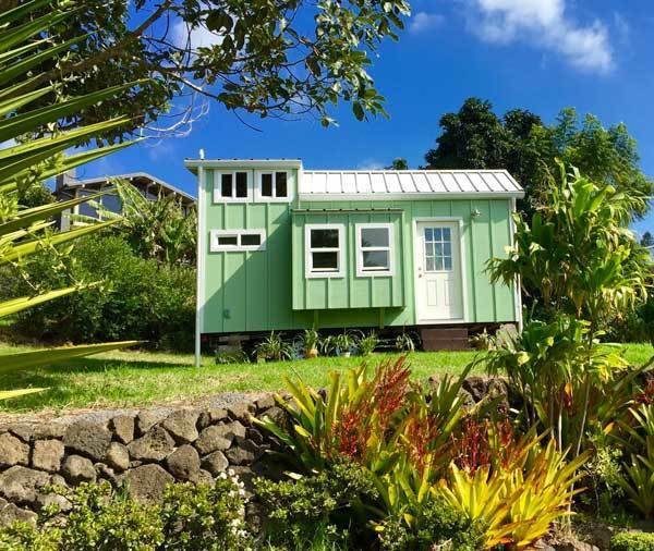 10 Tiny Happy Hawaiian Huts