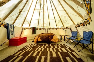 These "glamorous" tipis in Oregon have been designed in "Zen style." According to Antoine de Saint-Exupéry, "Perfection is achieved, not when there is nothing more to add, but when there is nothing left to take away." 
