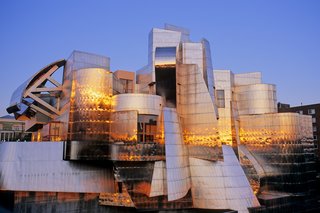 Representing Frank Gehry’s first museum built from the ground-up, the Weisman Art Museum is located on the banks of the Mississippi River on the University of Minnesota’s Twin Cities campus. Affectionately known as the "Baby Bilbao," a reference to the later Guggenheim’s iconic museum in Spain, the Weisman’s organic curves of stainless steel were designed without the aid of computer software, predating a process Gehry would later innovate through his use of CATIA modeling software. 