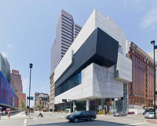 The Rosenthal Center for Contemporary Art was Hadid's first American project. Hailed by the New York Times Architecture Critic Herbert Muschamp as "the most important American building to be completed since the cold war," the project was the brainchild of Director Charles Desmarais.