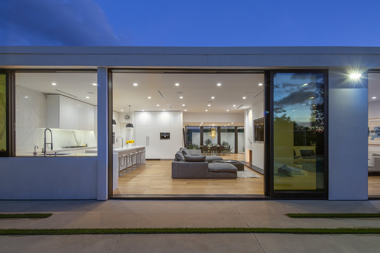 Photo 13 of 54 in Abraham Shapiro, AIA, Architect by Brian Linder Dwell