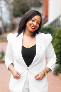 Designer Eneia White developed her craft at high-end design and architecture firms in Washington, D.C., Los Angeles, and New York before opening up her own eponymous interior design firm.