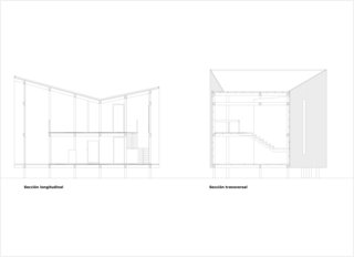A section shows how Cabana Don Juan emphasizes the double-height spaces on either side of the home. The two bedrooms are located in the central lofted portion.