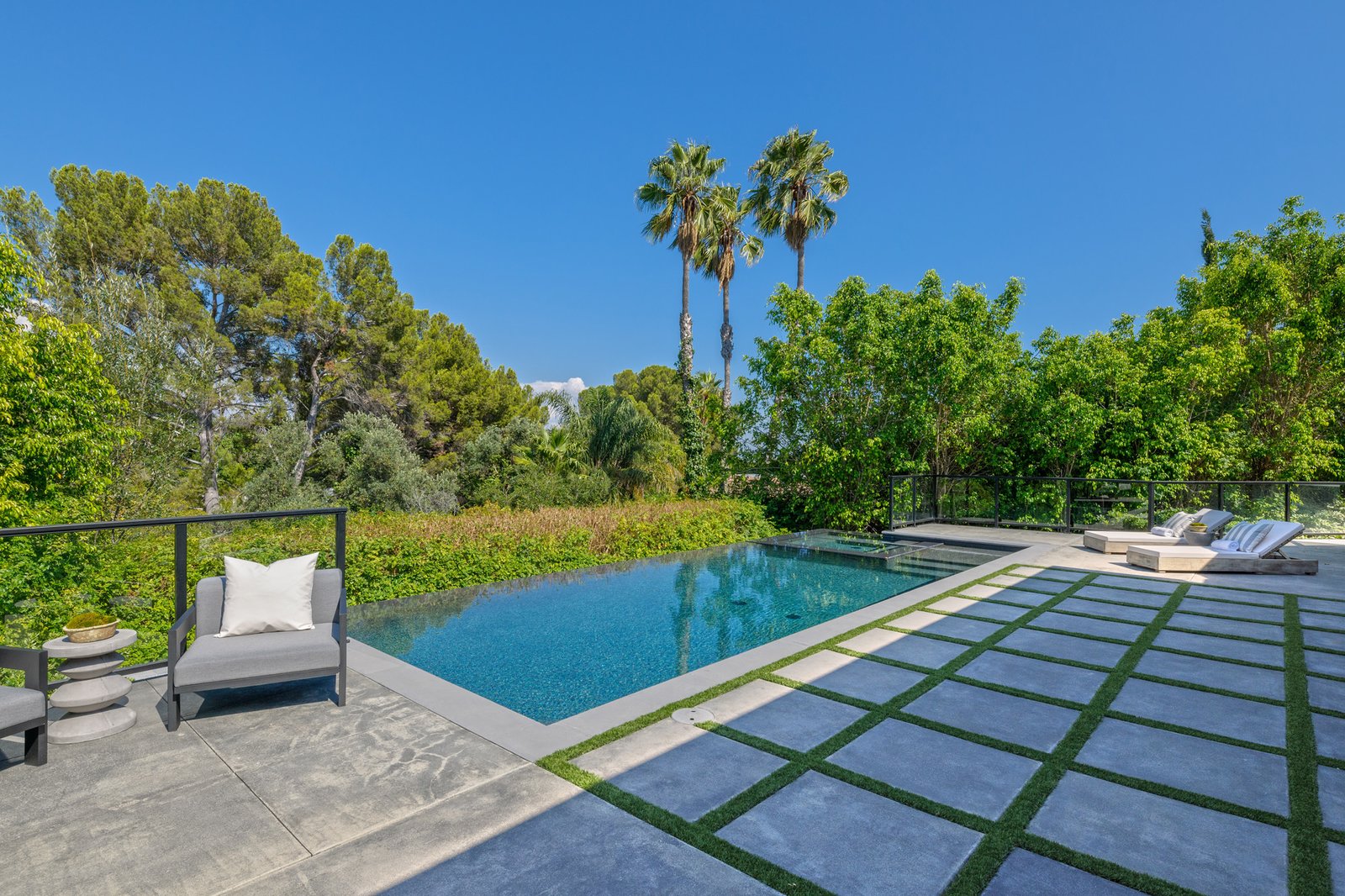 Photo 2 of 5 in Marilyn House by Campbell Wellman Properties Dwell