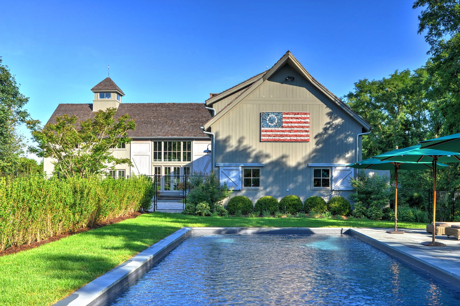 Photo 5 of 41 in The Southold by Yankee Barn Homes Dwell