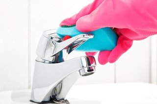 Cleaning the Bathroom: 6 Things You Should Do Every Day - Photo 1 of 1 -