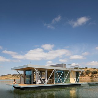 A team from the University of Coimbra in Portugal designed 'Floatwing.'