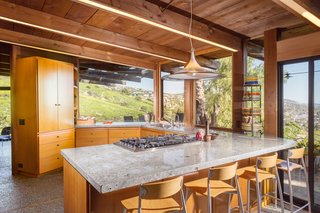A 1974 Masterpiece Is Put on the Market by a Family Friend of the Late Julius Shulman - Photo 5 of 12 -