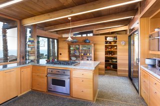 A 1974 Masterpiece Is Put on the Market by a Family Friend of the Late Julius Shulman - Photo 10 of 12 -