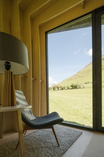 Tour One of Epic Retreat’s Tiny Pop-Up Hotel Cabins in the Welsh Countryside - Photo 5 of 10 -
