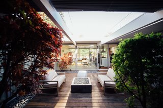 An Interior Designer Launches Her Career by Renovating Her Family’s Midcentury Eichler - Photo 6 of 10 -