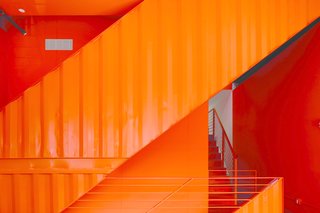 A Brooklyn Carriage House Is Revamped With a Penthouse Made From Shipping Containers - Photo 4 of 11 -
