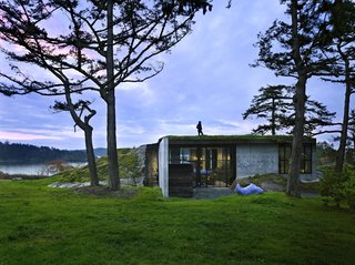 Dwell Community’s Top 20 Homes of 2017 - Photo 17 of 20 - Architect: Olson Kundig, Location: San Juan Island, Washington