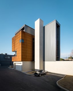 Slim Is in For These 10 Skinny Homes - Photo 6 of 10 -