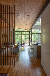 Top 5 Homes of the Week That Are Mad For Midcentury Design - Photo 3 of 5 -