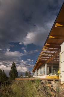 Top 5 Homes of the Week That Let in Natural Light - Photo 3 of 5 -
